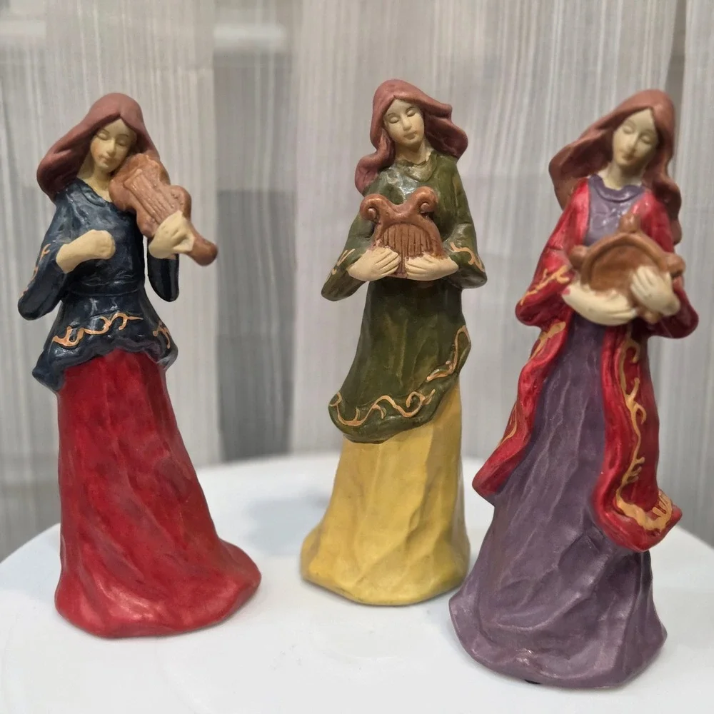 Greenbrier International Figurines Set/3 Ceramic Violin Lyre Tambourine Statues